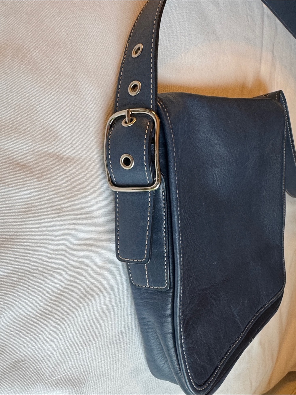 Coach Vintage Blue Leather Messenger Crossbody 9335 - Picture 8 of 10